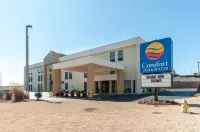 Comfort Inn & Suites - Parkplatz