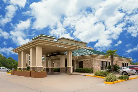 Super 8 by Wyndham Alexandria La