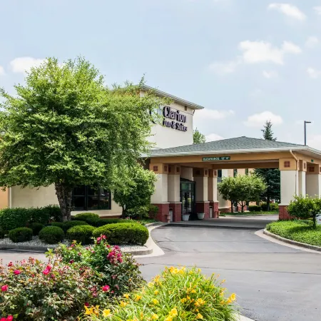 Clarion Inn & Suites Northwest