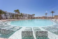 Grand Palladium White Island Resort & Spa - All Inclusive