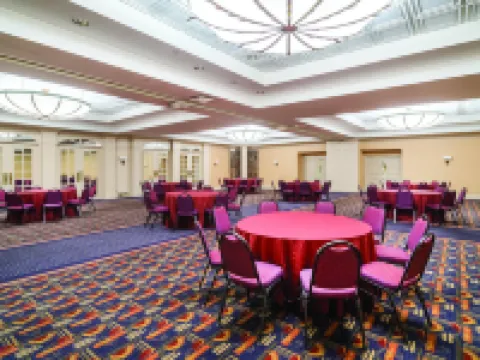 لا كينتا إن آند سويتس باي ويندام سيكوكس ميدولاندز فنادق في سيكوكس