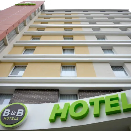 B&B Hotel Grenoble Centre Alpexpo