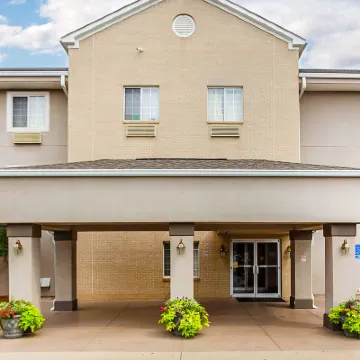 Studio 6 Duluth, GA - Near Gas South District Hotels near Atlanta IceForum