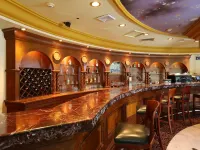 أريادوتا سويتس سيمانجي Hotels near موليا تاور