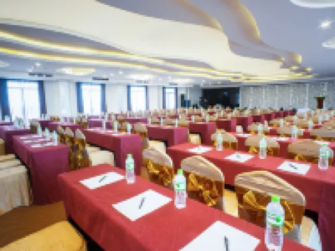 Muong Thanh Holiday Muine Hotel โรงแรมในฟานเที้ยต