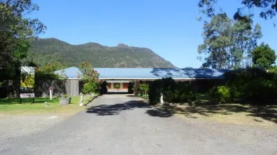 Kookaburra Motor Lodge Hotel di Wartook