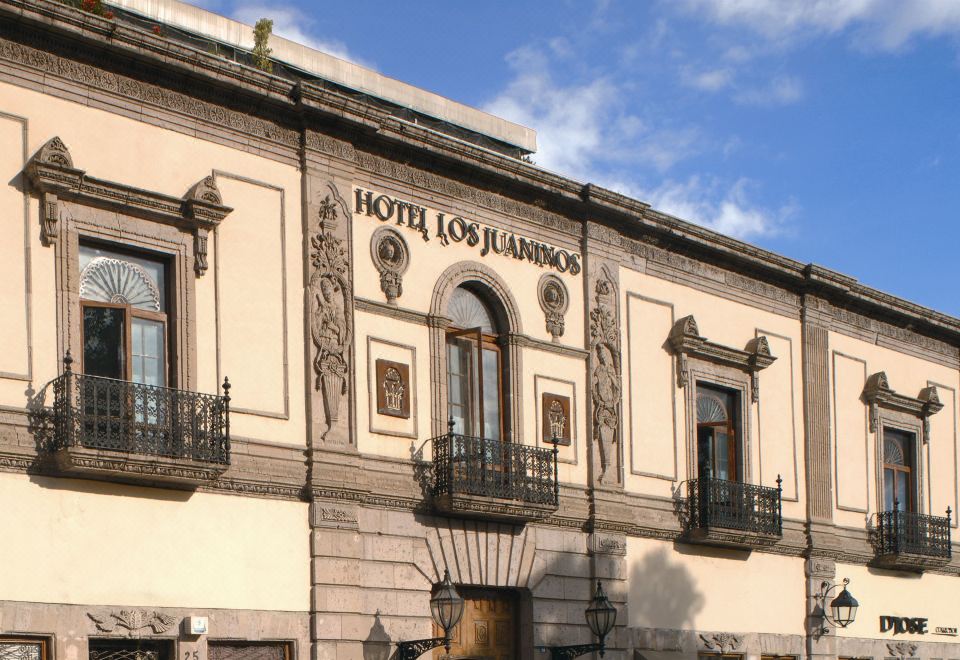 Hotel Los Juaninos-Morelia Updated 2023 Room Price-Reviews & Deals |  