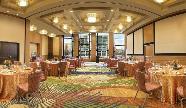 르네상스 시애틀 호텔