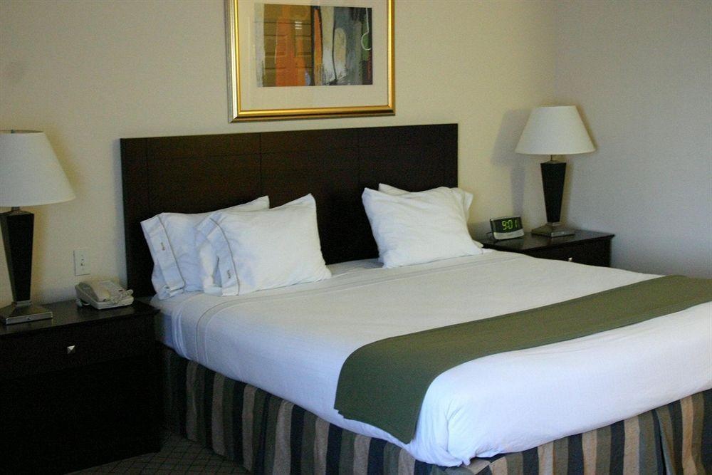 Best Western Plus Omaha Airport Inn