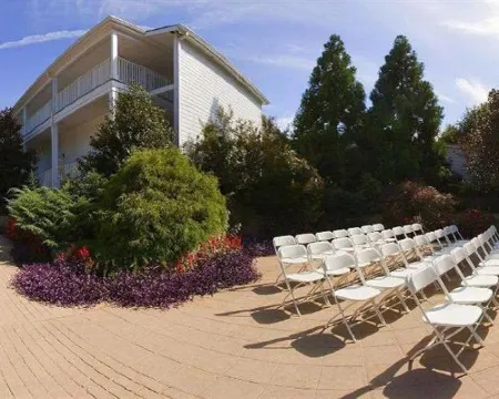 Quality Inn Fayetteville Near Historic Downtown Square Hotels in Fayette County