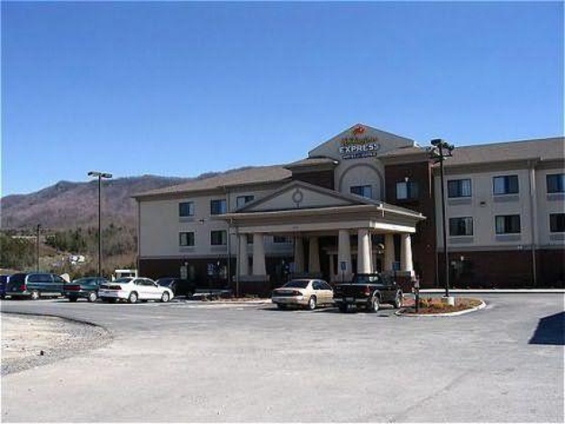 Holiday Inn Express Hotel & Suites Claypool Hill -Richlands Area, an Ihg Hotel