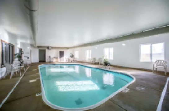 Comfort Inn & Suites Greenville I-70