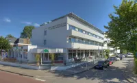 Hotel Yachtclub Hotels near Werkhof Luebeck E.V