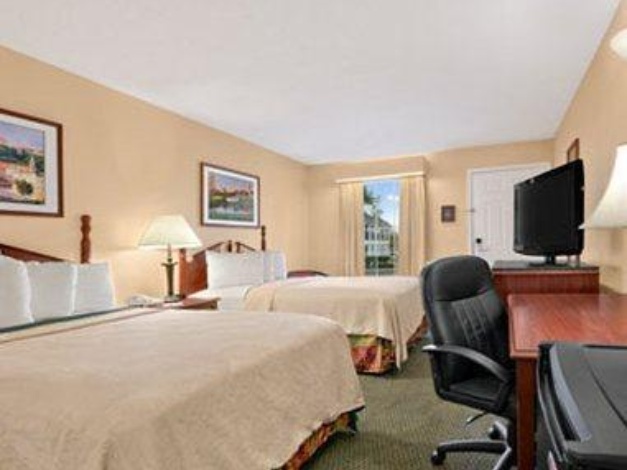 Days Inn by Wyndham Americus