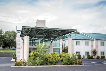 Econo Lodge Morristown West