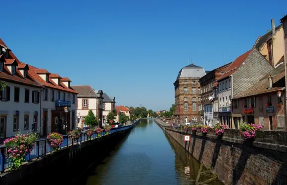 杜羅漢裏貝康酒店
