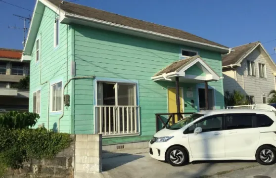 浜比嘉綠屋旅館