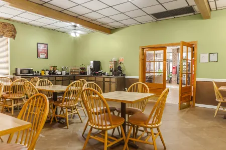 Motel 6 Hamilton, Al Отели в г. Гамильтон