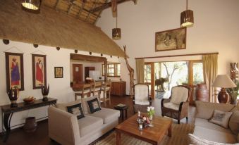 Sefapane Lodge and Safaris