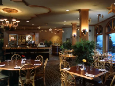 Whistler's Inn โรงแรมในจาสเปอร์