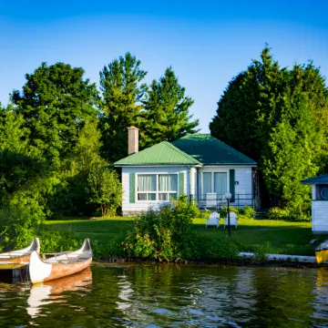 Elmhirst's Resort