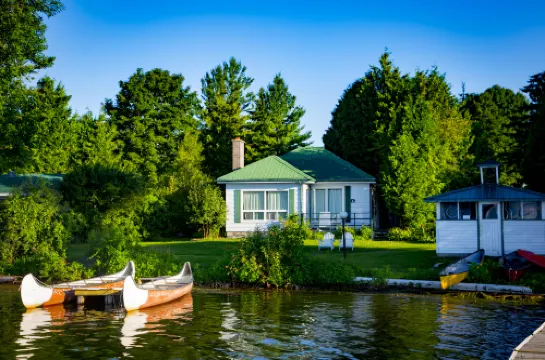 Elmhirst's Resort