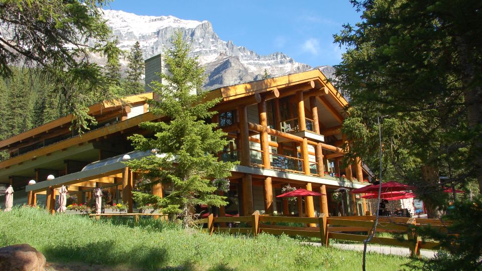 Moraine Lake Lodge