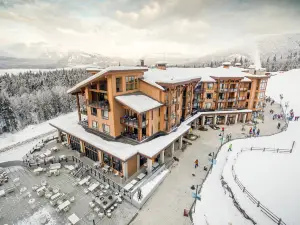 Sutton Place Hotel Revelstoke Mountain Resort