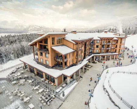 Sutton Place Hotel Revelstoke Mountain Resort Hotels in Revelstoke