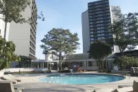 Sandman Signature Vancouver Airport Hotel & Resort - Yüzme Havuzu