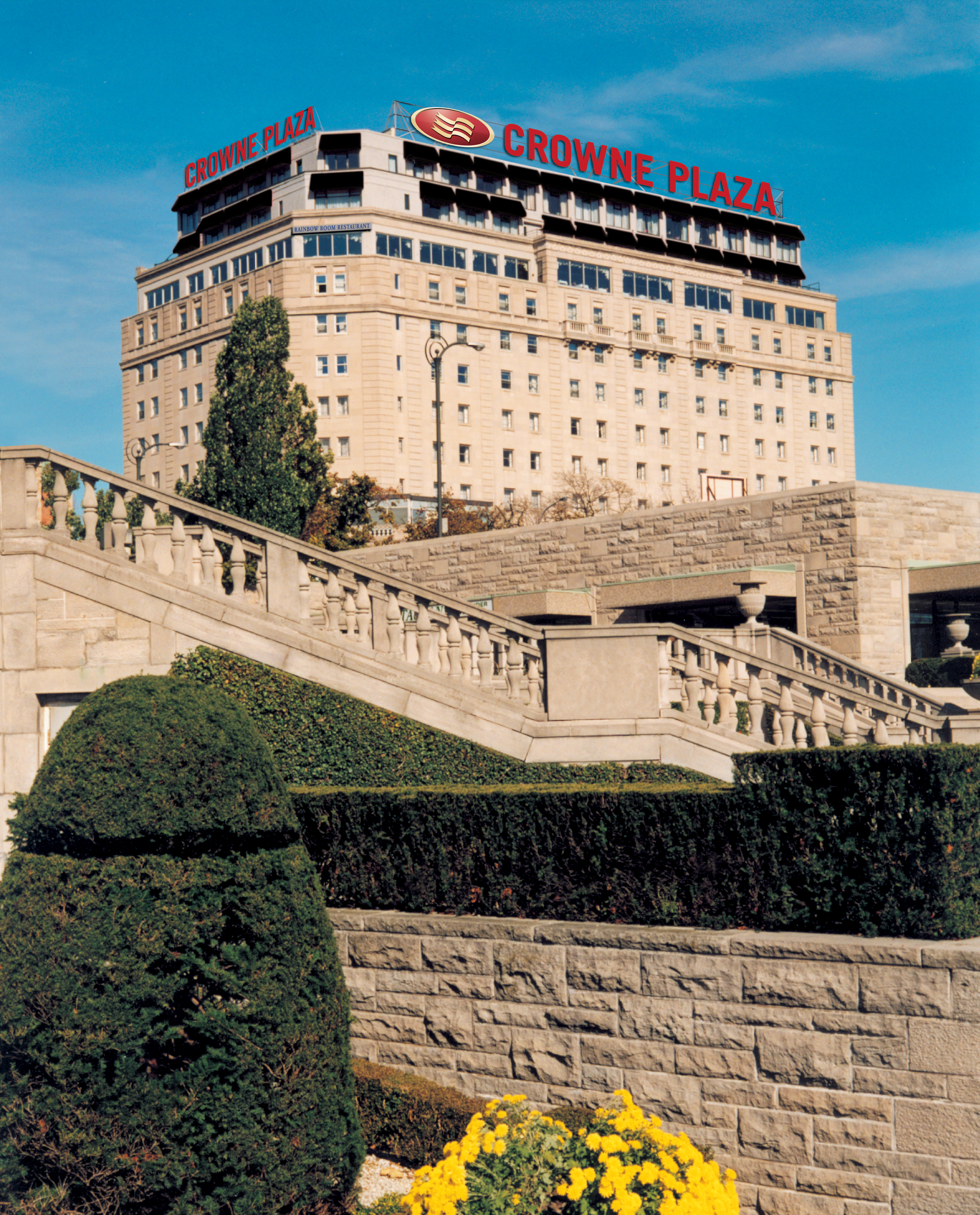 Crowne Plaza Niagara Falls Fallsview, an Ihg Hotel