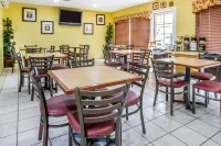 Quality Inn & Suites Goodyear - Phoenix West Hotels in Goodyear