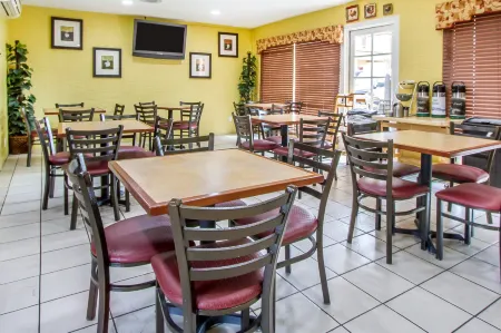 Quality Inn & Suites Goodyear - Phoenix West