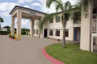 디럭스 인 & 스위트