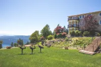 Villa Eyrie Resort