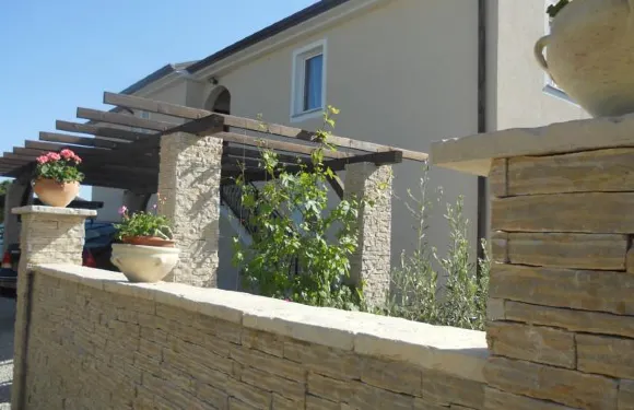 馬瑞加納德芙西克布爾扎克公寓