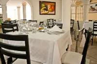Hotel Playa Club - breakfast