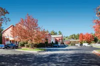 Quality Inn Merrimack - Nashua - parking