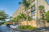 North Miami Beach Gardens Inn & Suites