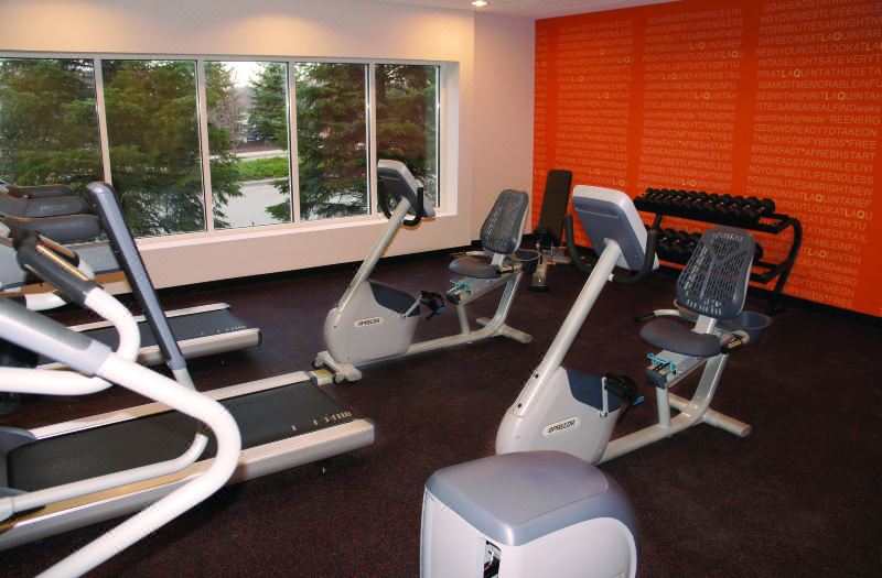 La Quinta Inn & Suites by Wyndham St. Paul-Woodbury photo 2