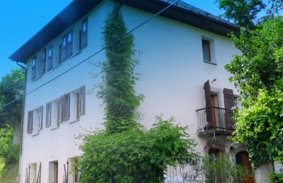 樂斯普拉坦斯吉特公寓