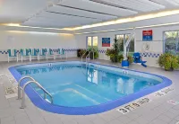 AmericInn by Wyndham Duluth Hotel di Hermantown