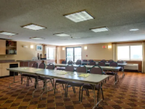 AmericInn by Wyndham Okoboji Hotels in Okoboji