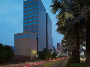 포 포인츠 바이 쉐라톤 자카르타 탐린