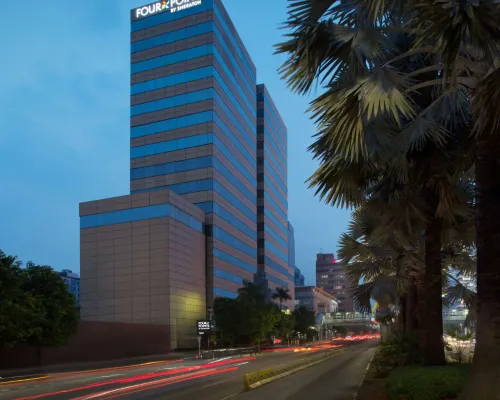 Four Points by Sheraton Jakarta Thamrin Hotels near Sarinah