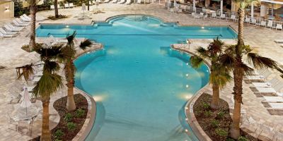 屋外プール ホリデイ イン オーランド ディズニー スプリングス エリアの写真