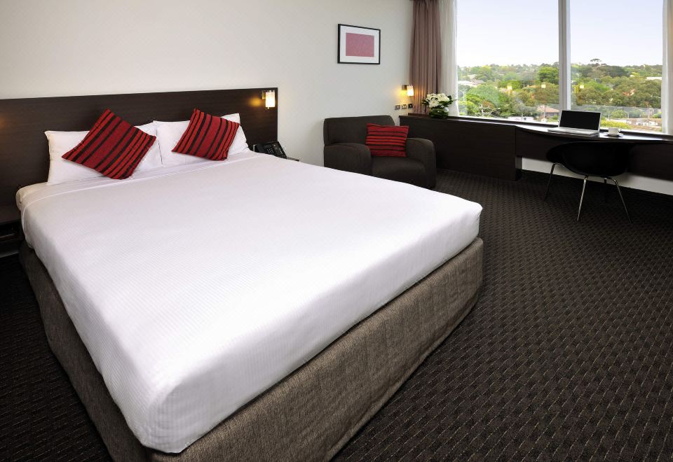 Ibis Melbourne Glen Waverley HotelOver view