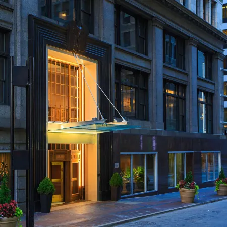 Renaissance Cincinnati Downtown Hotel