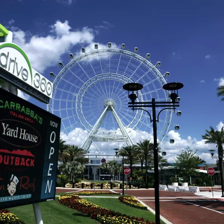Fairfield Inn & Suites Orlando at SeaWorld®