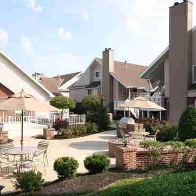 Hawthorn Suites by Wyndham Tinton Falls Hotel Exterior